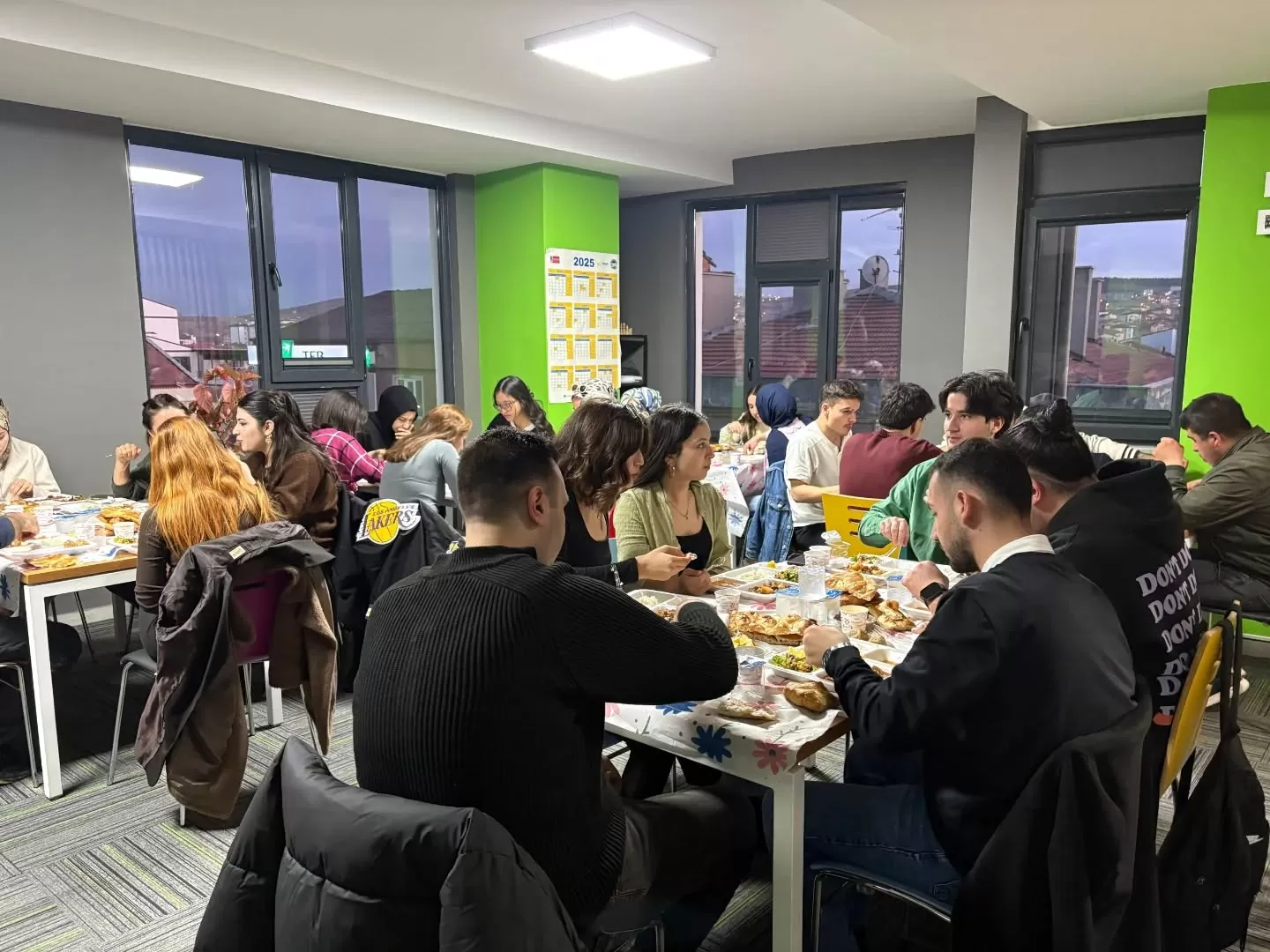 Bir sofra, bin anlam...